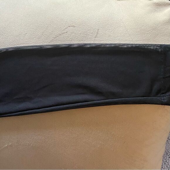 ✨ Lightweight Long sleeve crop top with lace and rhinestone details. Size Large - Picture 10 of 14